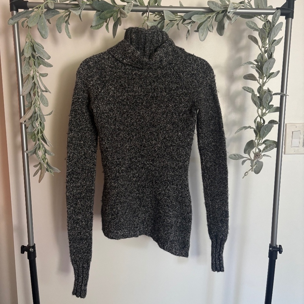 Athleta Sweater